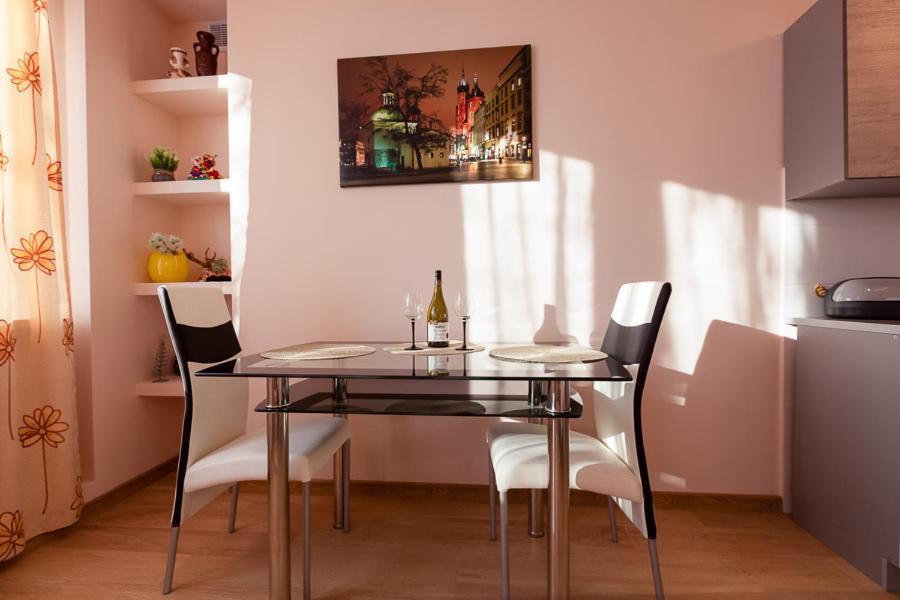 Piast Apartament Krakow Exterior photo